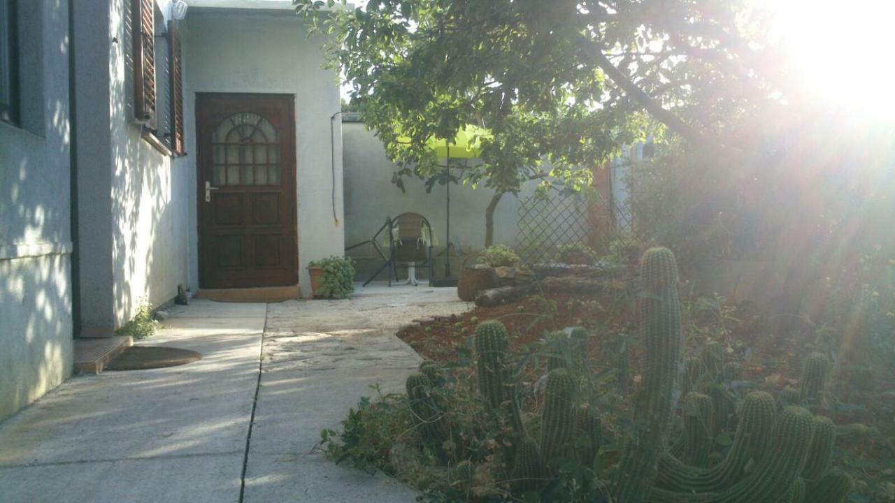 Apartment Bozava - Nena Luaran gambar