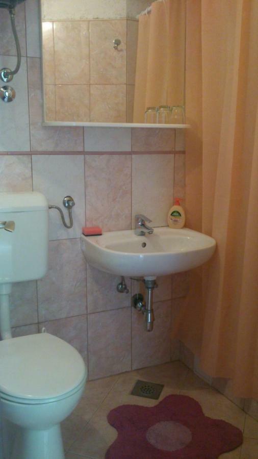 Apartment Bozava - Nena Luaran gambar